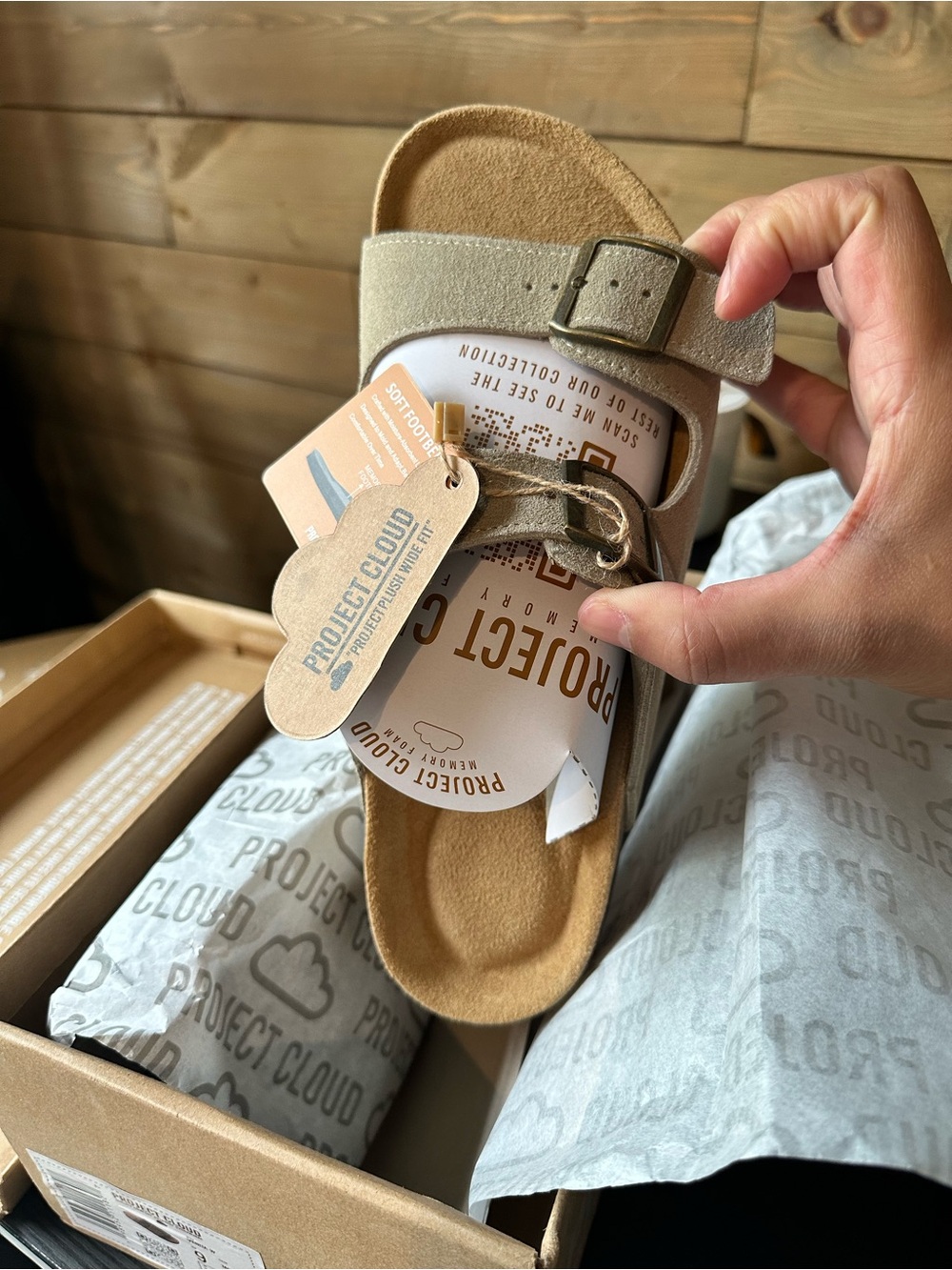 Project cloud sandals